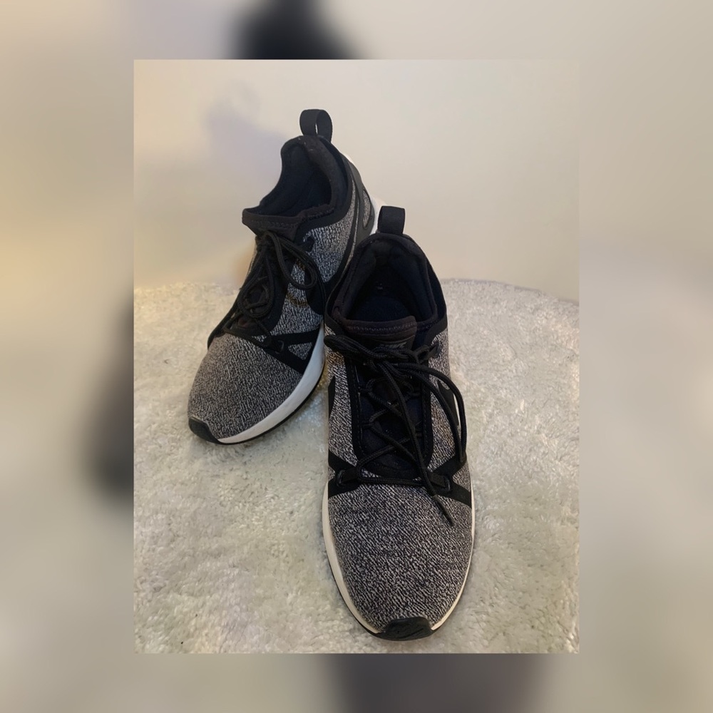 Nike Duel Racer Knit Shoes